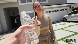 Oral Delight for Weary Gardener - the best porn without registration 1PORNO.NET