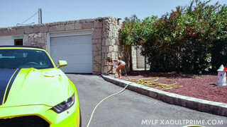  Car Wash MILF - the best porn without registration 1PORNO.NET
