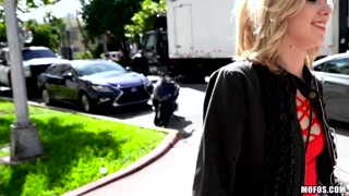 Sexy Backyard Encounter - the best porn without registration 1PORNO.NET