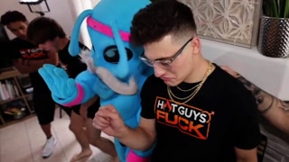 Latina Meghan Taylor Wants Kendrick Driver's Big Cock in Doggystyle - free porn on 1PORNO.NET