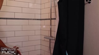  Kenzie Love Interviews Carter Smith in the Shower - free porn on 1PORNO.NET