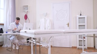 Erotic Exam: Doctor Gives Veronica Leal a Deepthroat Blowjob - the best porn without registration 1PORNO.NET
